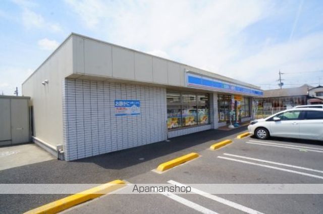 コンビニ　ローソン　木津川南後背店（コンビニ）まで267m
