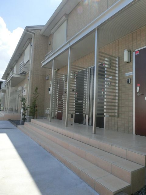 エントランス　お部屋探しは【タウンハウジング蘇我店】にお任せ下さい♪