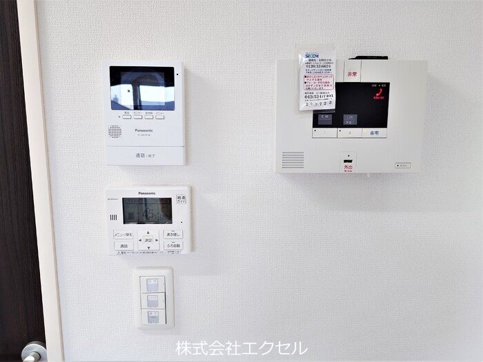セキュリティ　モニター付きインターホンです。