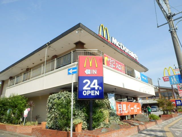 飲食店　マクドナルド １４号幕張店（飲食店）まで1051m