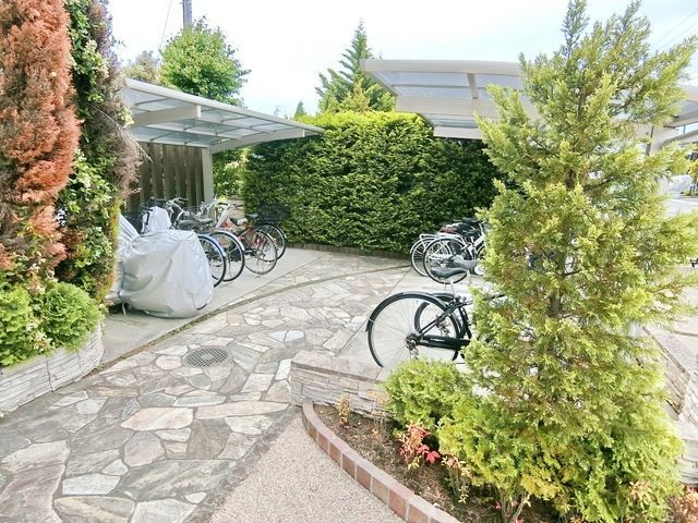 エントランス　☆アパート入口