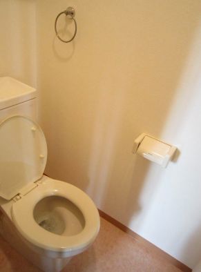 トイレ　清潔感のあるトイレです
