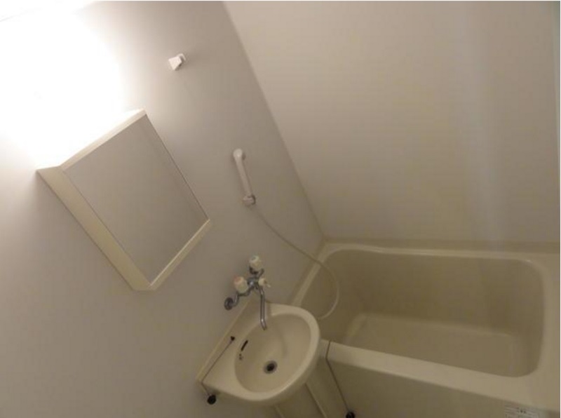 バス・シャワールーム　人気条件の「バス・トイレ別」です。