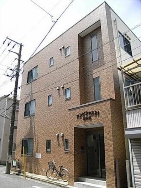 建物外観　鹿島田駅徒歩１２分のマンションです。