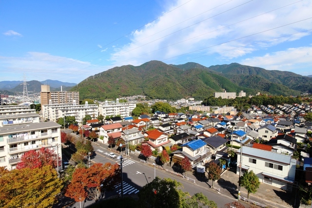 UR高陽の外観写真