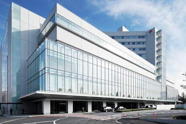 病院　日本赤十字社医療センター（病院）まで169m