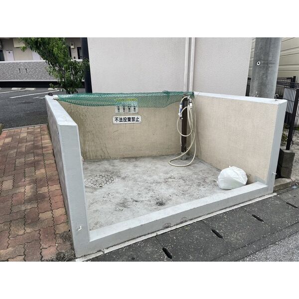 ラペシュリーの外観写真