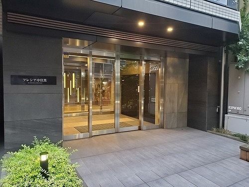 エントランス　エントランス★