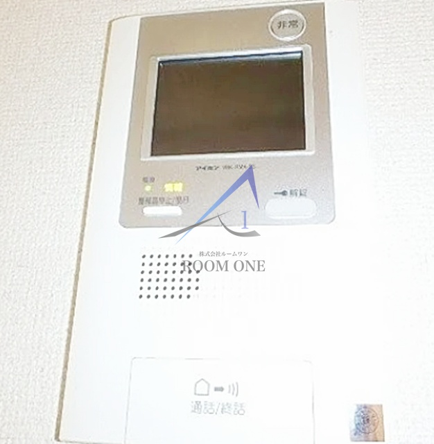 セキュリティ　モニター付きインターホンです。
