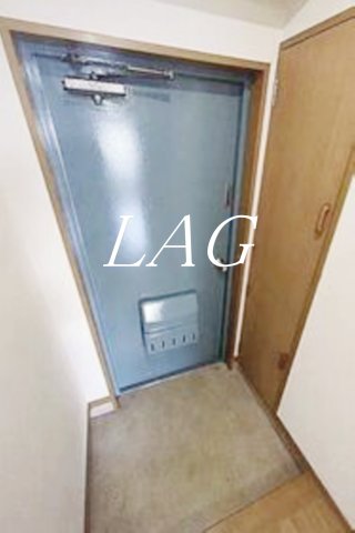 玄関　玄関です。