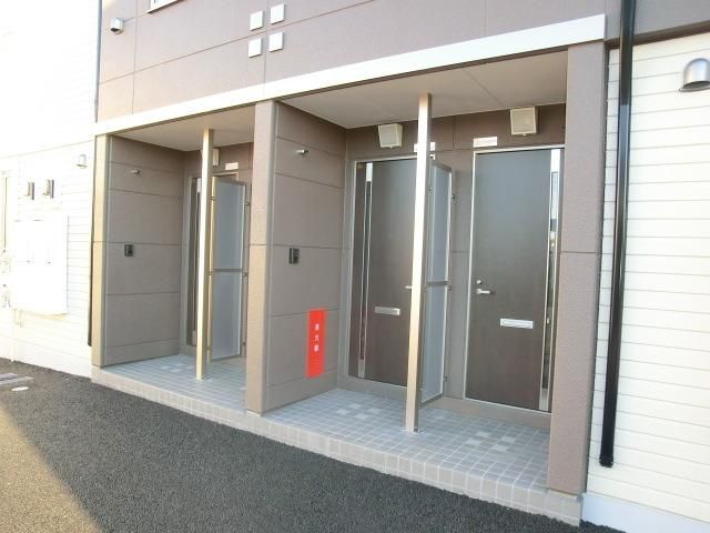 エントランス　お問合せは【タウンハウジング】まで！※現地待合わせ相談可！