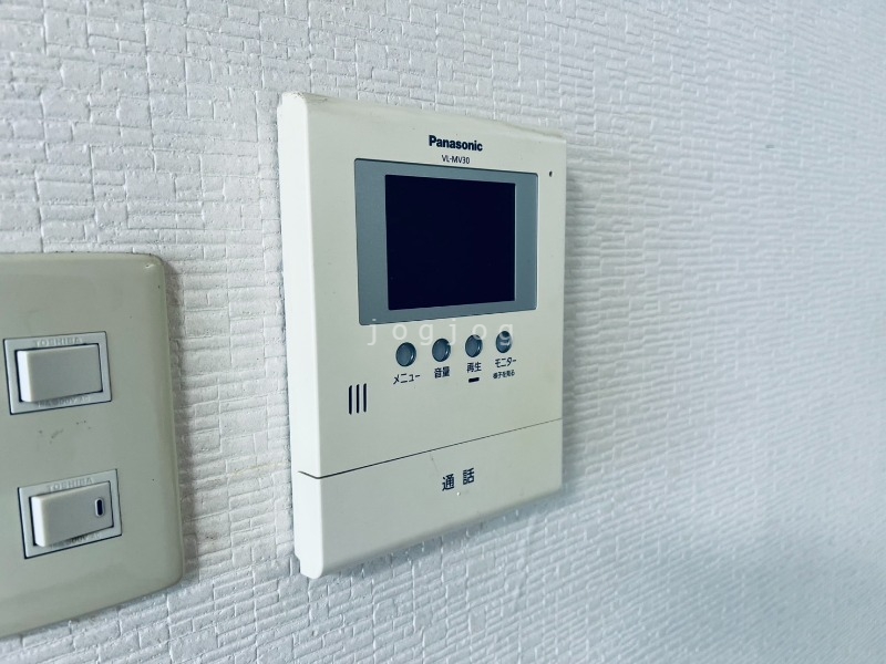 セキュリティ　モニター付きインターホンで来客確認も安心です！
