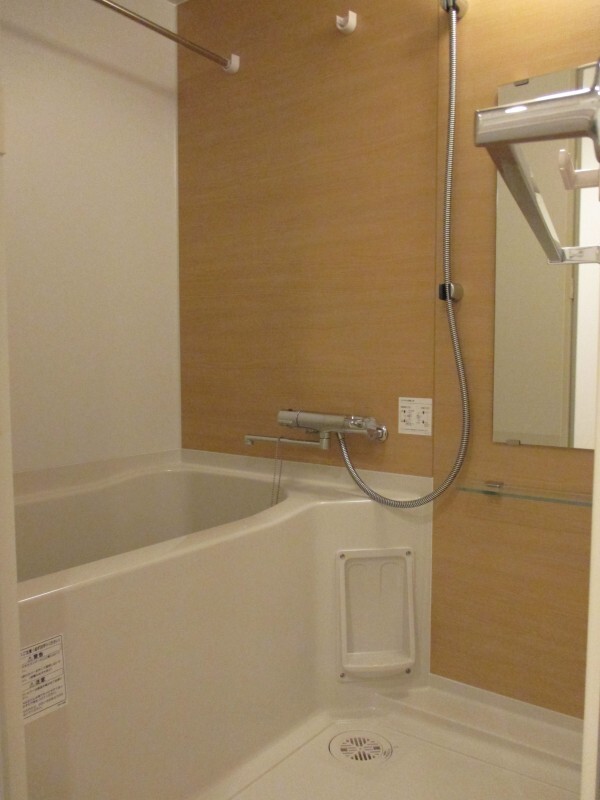 バス・シャワールーム　※別部屋の参考写真です。