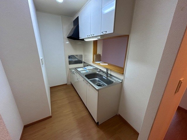 キッチン　コンパクトなキッチンで掃除もラクラク