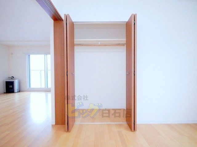 収納　各部屋にクローゼット完備しています♪
