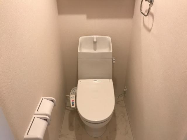 トイレ　シャワー付トイレ