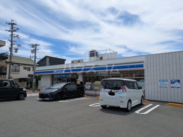 コンビニ　ローソン 清水桜が丘町店（コンビニ）まで1058m