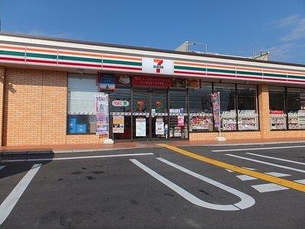 コンビニ　セブンイレブン 茨木奈良町店（コンビニ）まで462m