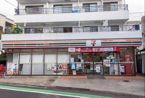 コンビニ　セブンイレブン渋谷富ヶ谷2丁目店（コンビニ）まで150m