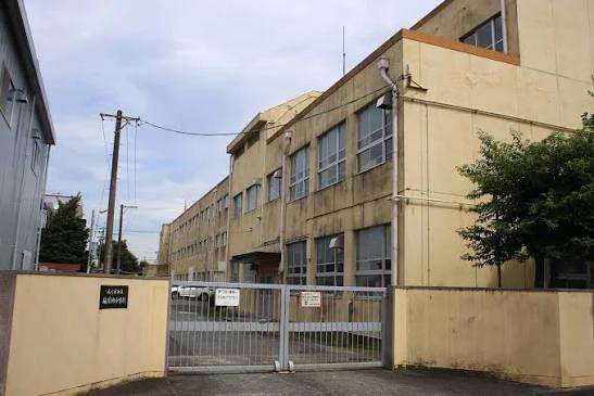 小学校　名古屋市立稲葉地小学校（小学校）まで132m