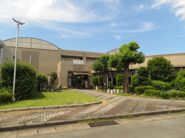 図書館　明和町立図書館（図書館）まで2973m