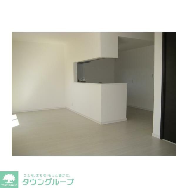 居室・リビング　★お部屋探しは株式会社タウンハウジング東京まで★
