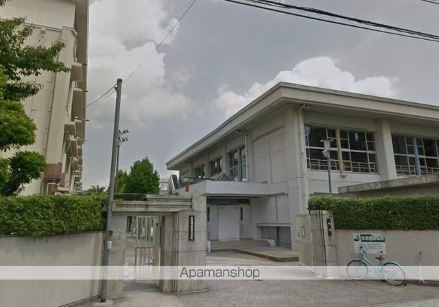 小学校　尾長小学校（小学校）まで250m