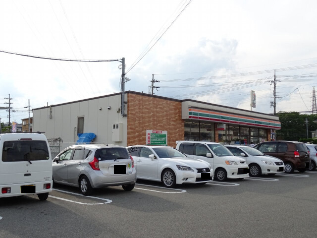 コンビニ　セブンイレブン高槻郡家新町店（コンビニ）まで472m
