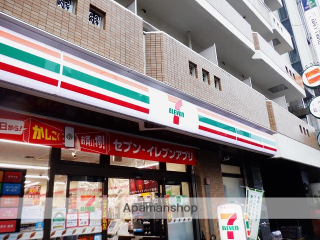 コンビニ　セブンイレブン板橋本町駅東店（コンビニ）まで617m
