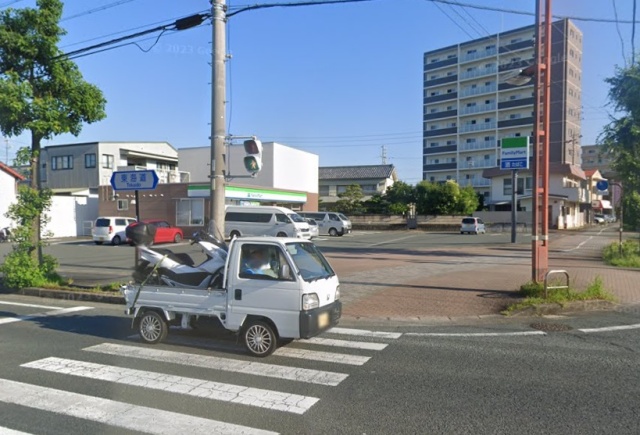 コンビニ　ファミリーマート　浜松天神町店（コンビニ）まで518m