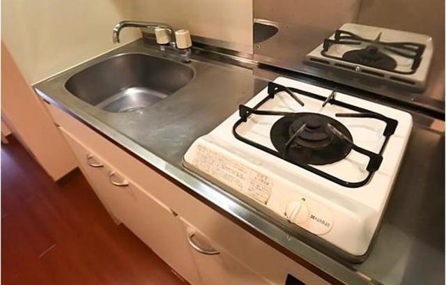 キッチン　他号室の写真になります。