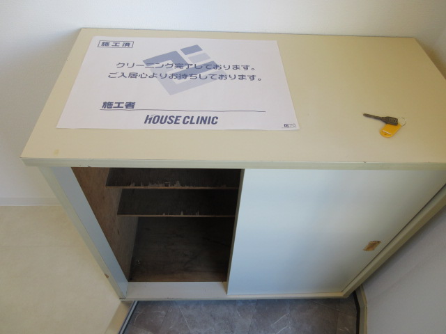 Yマンションの玄関写真