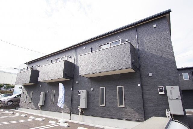 建物外観　アウトリメッサ