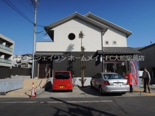 郵便局　藤沢藤ヶ岡郵便局（郵便局）まで1865m