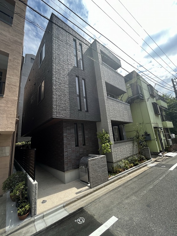 1LDK Mansion in Shibuya, Tokyo