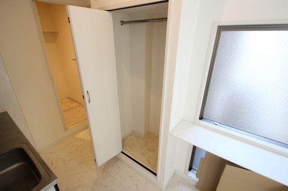 収納　※別部屋の写真です