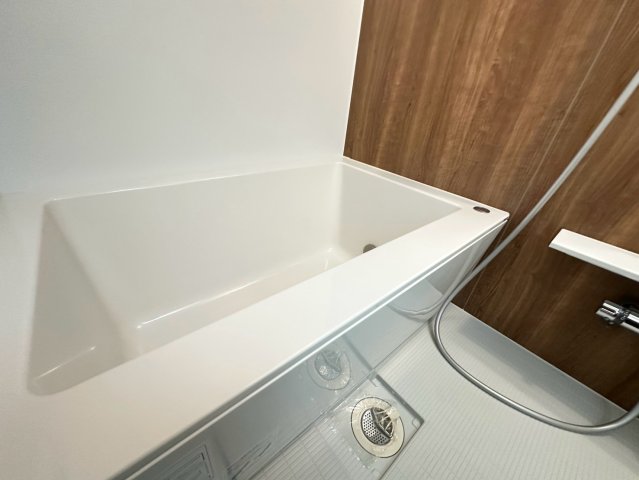 バス・シャワールーム　詳細は、RISUMO江坂本店までお問合せください♪