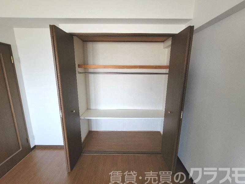 収納　洋室収納