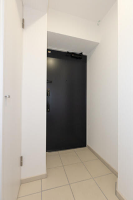 玄関　※写真は同タイプ住戸です。
