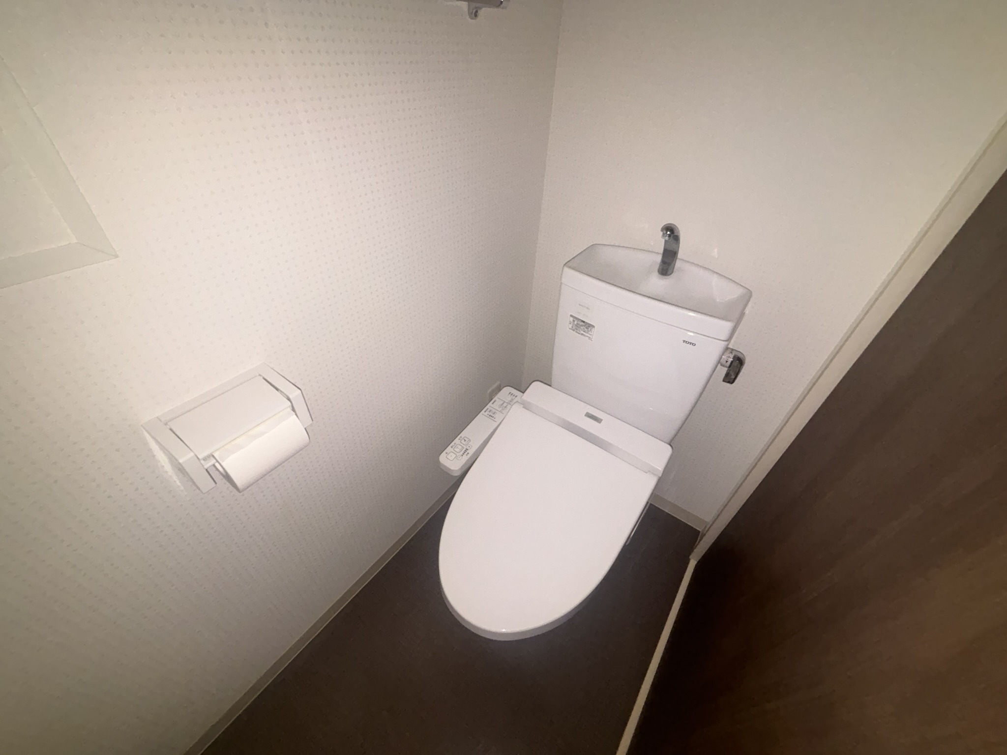ＪＲ仙石線 苦竹駅 徒歩2分 6階建 築10年のトイレ写真