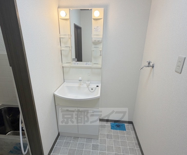 宇治市宇治蔭山59-66貸家の内装写真