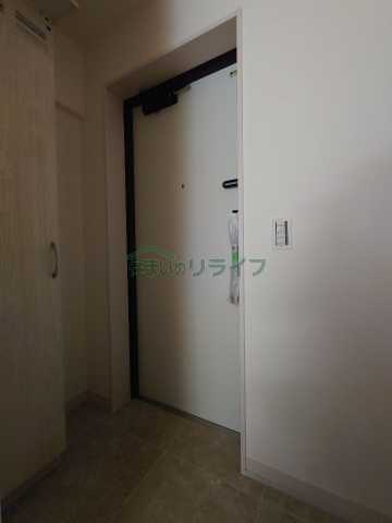玄関　別部屋参考写真となります