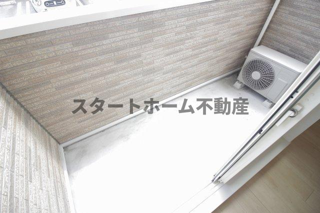 バルコニー　バルコニーがあります