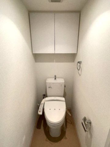トイレ　同物件内別部屋の写真になります※現況優先