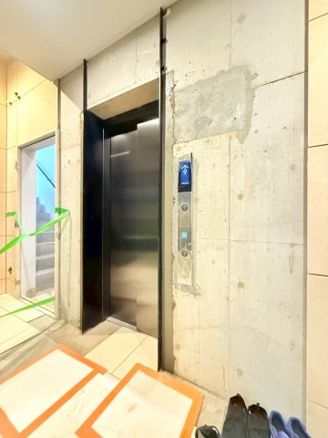 エントランス　※建設中