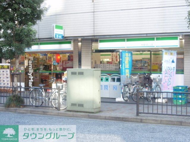 コンビニ　ファミリーマート（コンビニ）まで75m