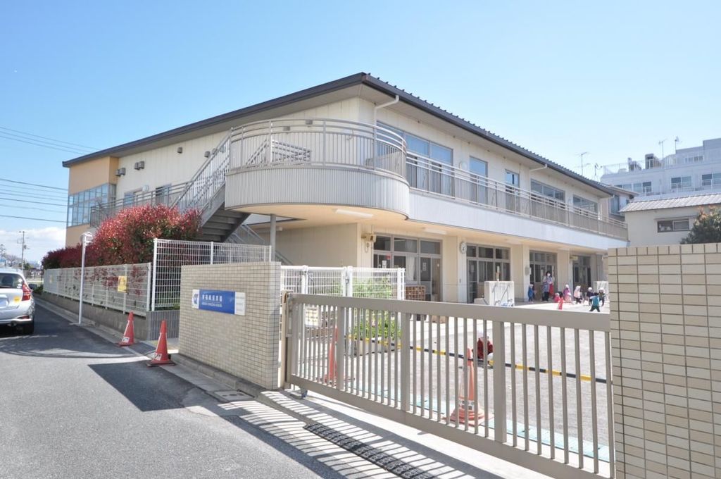 幼稚園・保育園　江戸川区立東篠崎保育園（幼稚園・保育園）まで830m