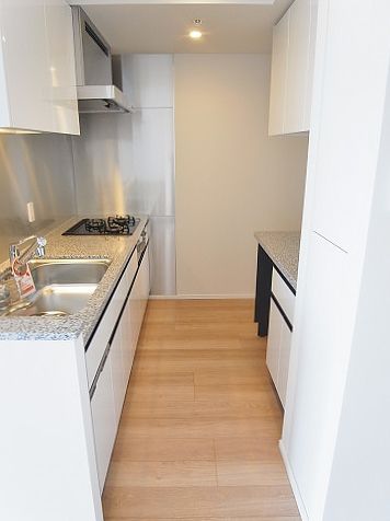 キッチン　※別部屋の参考写真です。