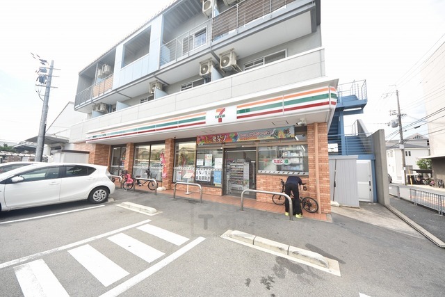 コンビニ　セブンイレブン　南吹田3丁目店（コンビニ）まで489m