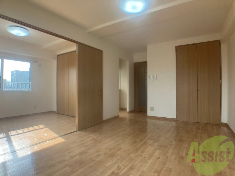 居室・リビング　広くてキレイなお部屋が広がっていて、充実した生活が送れそう。